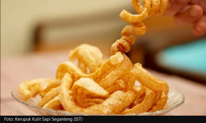 KERUPUK KULIT KHAS SEGANTENG CAKRANEGARA MATARAM